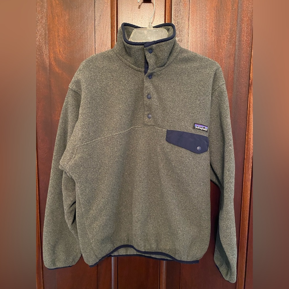 Men’s Patagonia Synchilla pullover light grey Small